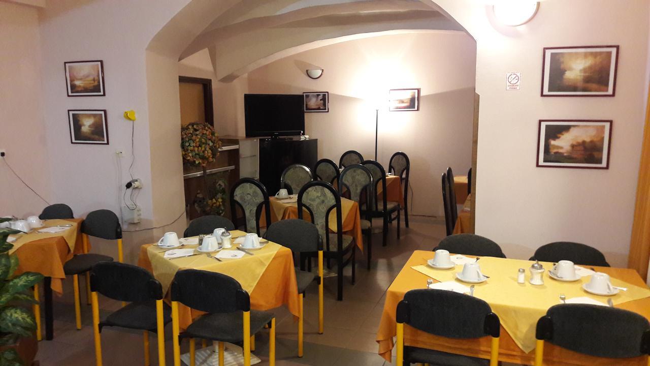 Hotel Veli Joze بولا المظهر الخارجي الصورة